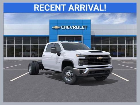 New 2025 Chevrolet Silverado 3500 W/T w/ WT Convenience Package image 1