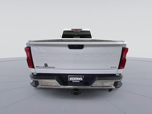 Used 2025 Chevrolet Silverado 3500 LTZ w/ LTZ Plus Package image 5