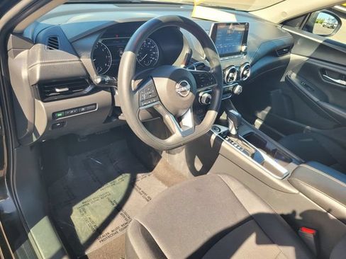 Certified 2024 Nissan Sentra SV FWD image 12