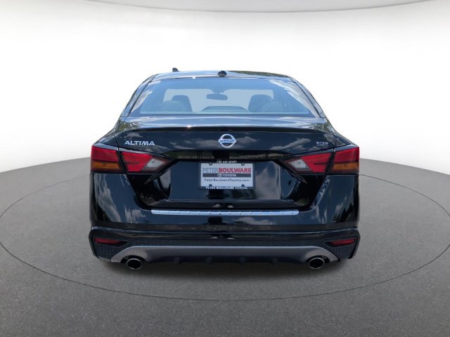 Used 2022 Nissan Altima 2.5 SR FWD image 4