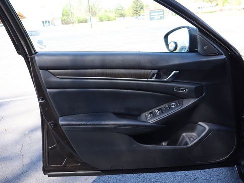 Used 2018 Honda Accord EX-L image 23