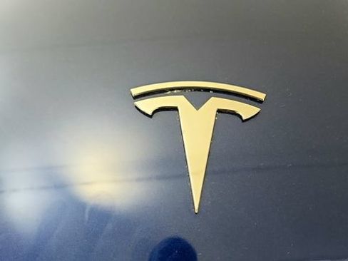 Used 2023 Tesla Model Y Performance AWD/4WD image 47