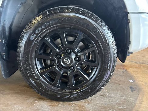 Used 2020 Toyota Tundra SR5 w/ SX Package AWD/4WD image 22
