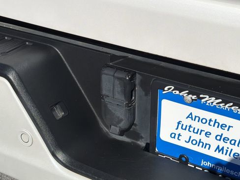 Used 2023 GMC Sierra 3500 Denali image 25