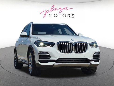 Used 2021 BMW X5 xDrive40i w/ Premium Package 3 AWD/4WD image 3