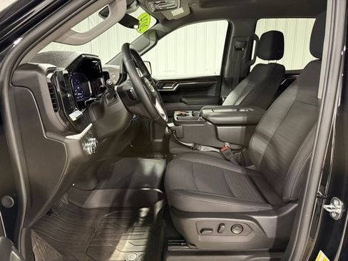 Used 2024 GMC Sierra 1500 Elevation image 9