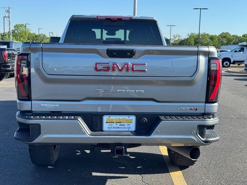 Used 2025 GMC Sierra 3500 AT4 w/ AT4 Premium Plus Package AWD/4WD image 5