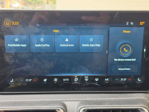 Used 2025 Ford Mustang Premium RWD image 13