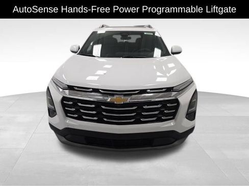 New 2026 Chevrolet Equinox LT w/ Convenience Package II image 9