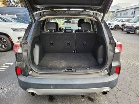 Used 2020 Ford Escape SEL image 12