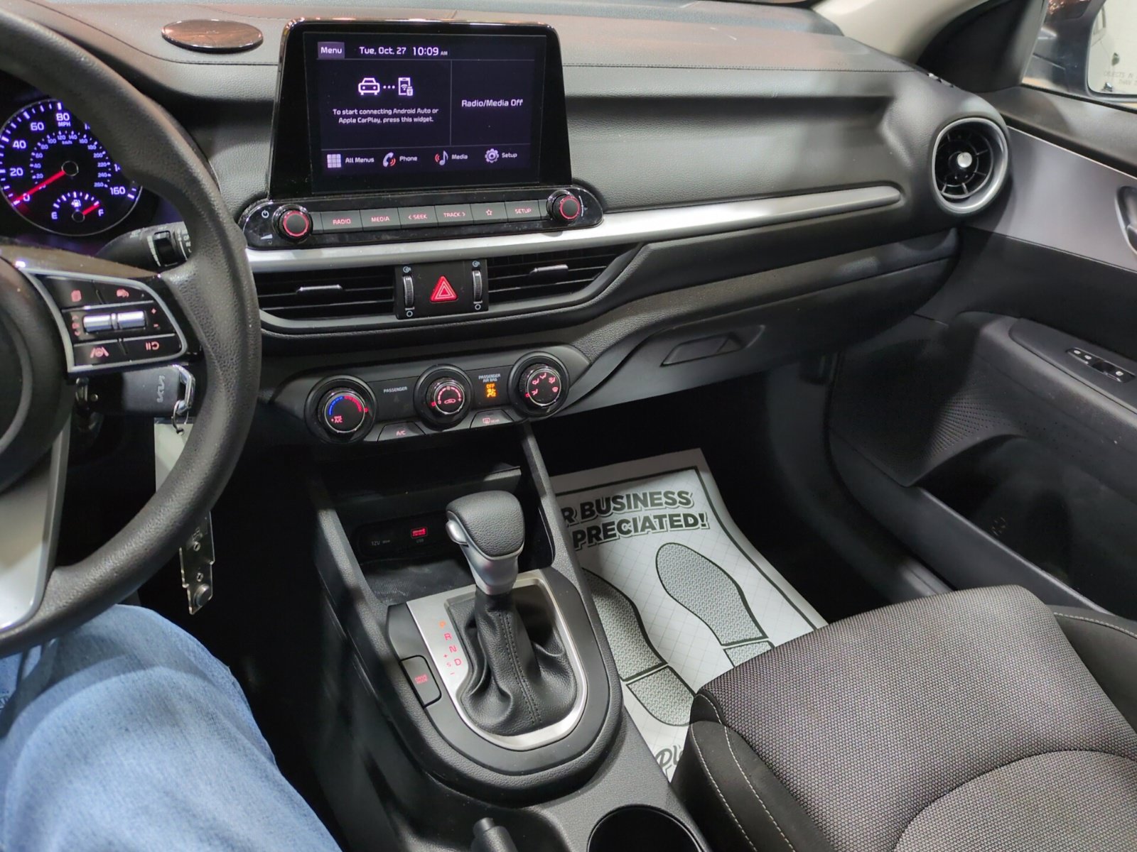 Certified 2023 Kia Forte LXS w/ LXS Technology Package FWD image 22