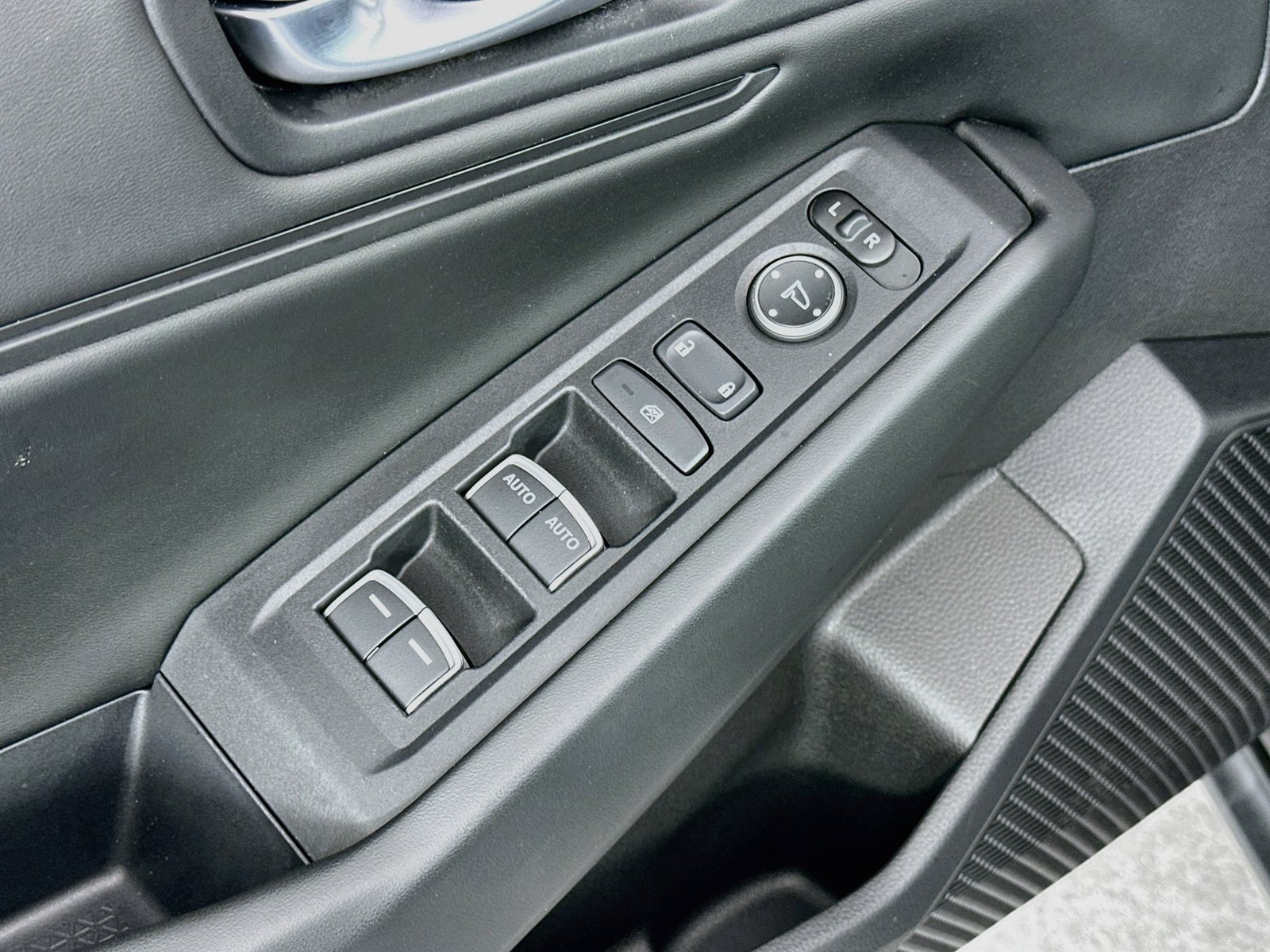Used 2023 Honda Accord EX image 22