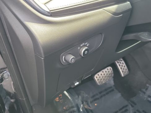 Used 2024 Buick Encore GX Sport Touring w/ Comfort Package FWD image 20