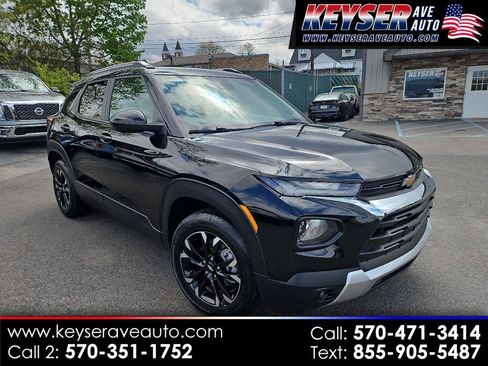 Used 2023 Chevrolet TrailBlazer LT w/ Convenience Package AWD/4WD image 1