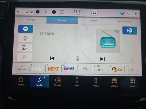 Certified 2024 Jeep Grand Cherokee Limited w/ Luxury Tech Group II image 19