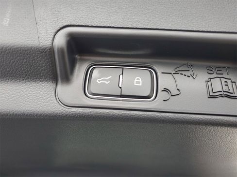 New 2026 Ford Explorer ST-Line image 30