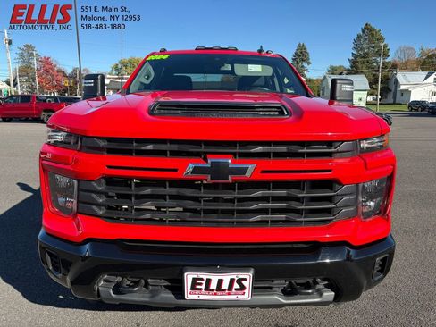Used 2024 Chevrolet Silverado 2500 Custom w/ Custom Convenience Package image 8