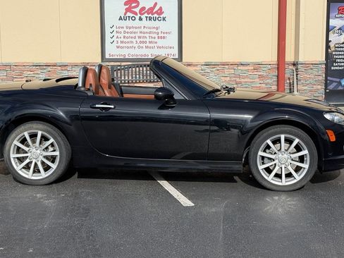 Used 2008 MAZDA MX-5 Miata Grand Touring w/ Premium Pkg RWD image 21