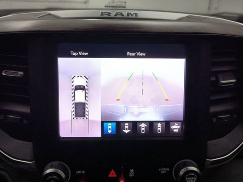 Used 2019 RAM 2500 Laramie image 25
