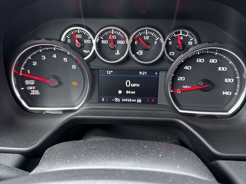 Certified 2021 Chevrolet Suburban LT w/ LT Signature Package image 5