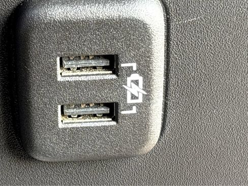 Used 2024 Chevrolet Equinox LT FWD image 33