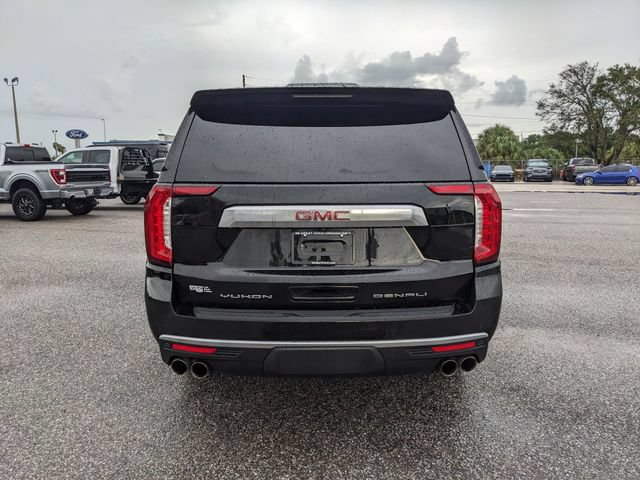 Used 2023 GMC Yukon XL Denali AWD/4WD image 5