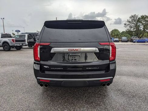 Used 2023 GMC Yukon XL Denali AWD/4WD image 5