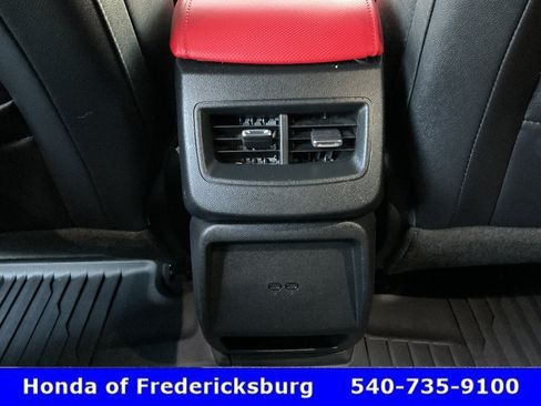 Used 2025 Chevrolet Equinox EV RS AWD/4WD image 43