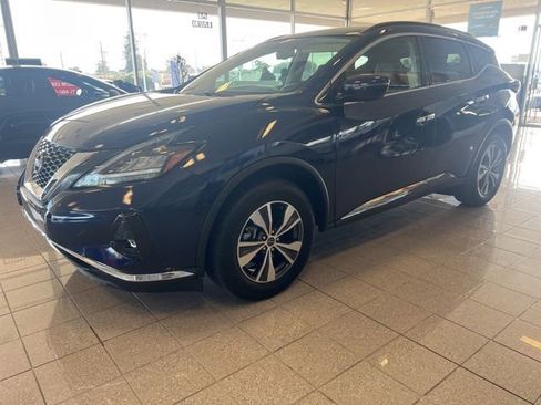 Used 2023 Nissan Murano SV image 16