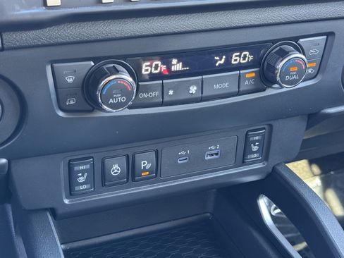 Used 2026 Nissan Frontier SV w/ SV Convenience Package RWD image 25