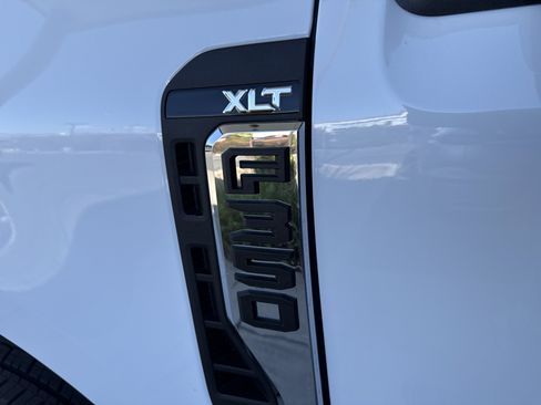 New 2026 Ford F350 XLT image 8