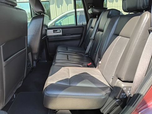 Used 2011 Ford Expedition Limited AWD/4WD image 21