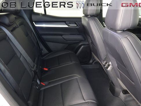 New 2026 GMC Terrain Elevation FWD image 17