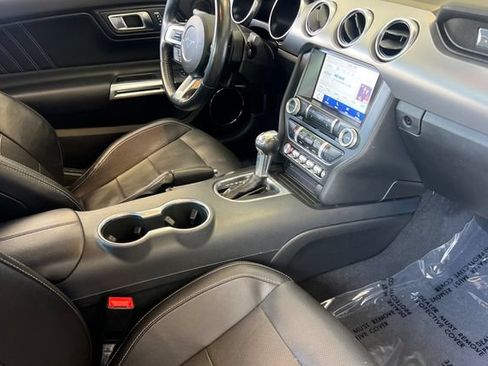Used 2021 Ford Mustang GT Premium w/ Black Accent Package RWD image 17
