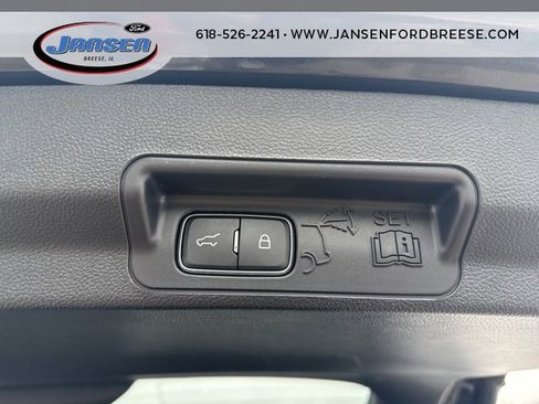 Used 2021 Ford Explorer Limited w/ Equipment Group 301A image 32