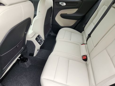 New 2026 Volvo XC40 B5 Plus w/ Protection Package Premier image 19