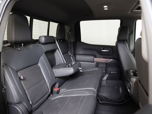 Used 2020 GMC Sierra 1500 Denali w/ Technology Package AWD/4WD image 10