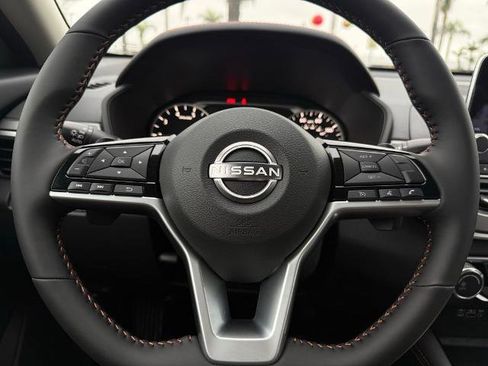 New 2025 Nissan Altima 2.5 SR image 21