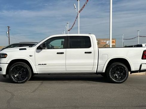 New 2026 RAM 1500 Big Horn AWD/4WD image 9