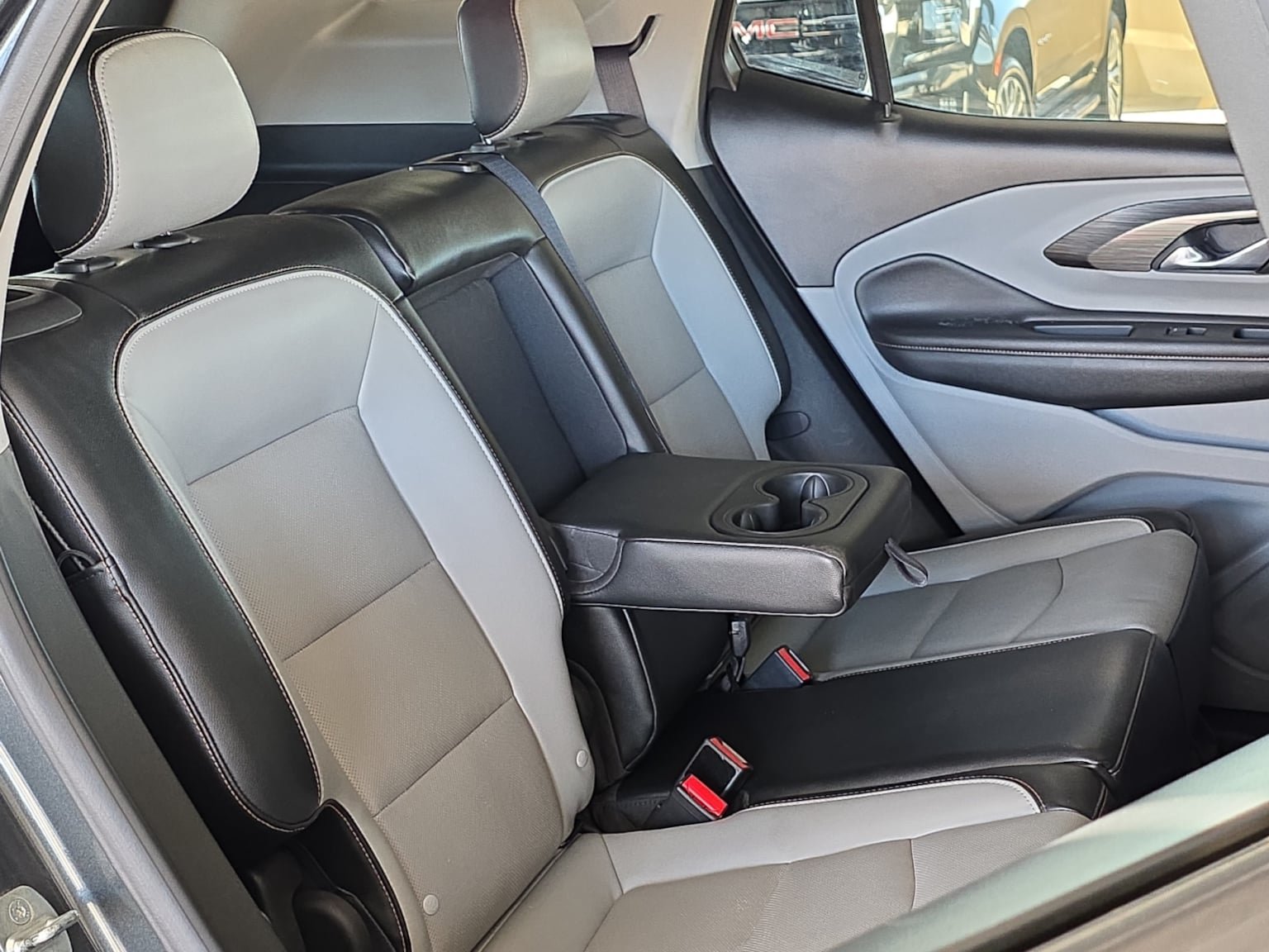 Used 2020 GMC Terrain SLT AWD/4WD image 26