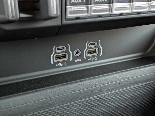 New 2026 RAM 3500 Big Horn AWD/4WD image 22