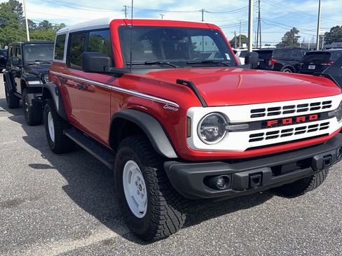 Used 2024 Ford Bronco Heritage Edition image 2