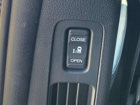 Used 2025 Honda Odyssey Sport-L image 20