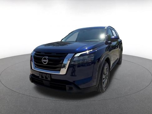 Used 2025 Nissan Pathfinder SV AWD/4WD image 7