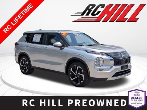 Used 2024 Mitsubishi Outlander SE FWD image 1