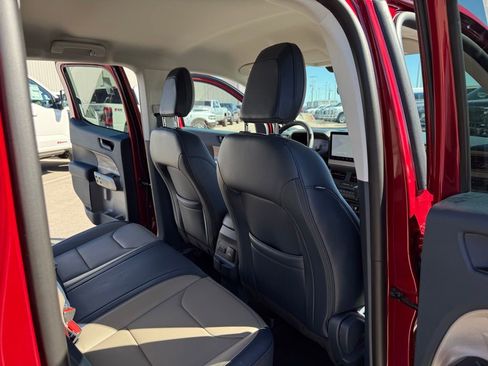 New 2025 Ford Maverick Lariat w/ 4K Tow Package image 21