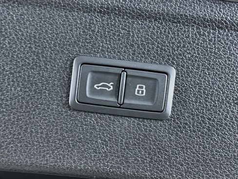 Used 2024 Audi Q5 2.0T Premium Plus AWD/4WD image 33