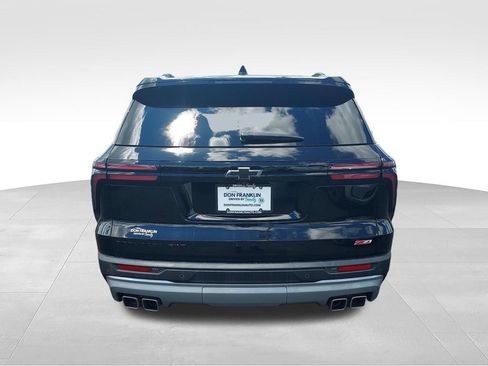 Used 2025 Chevrolet Traverse Z71 w/ LPO, Floor Liner Package AWD/4WD image 4