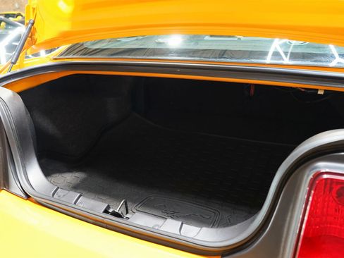 Used 2008 Ford Mustang GT Premium RWD image 30