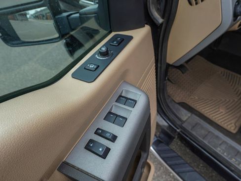 Used 2015 Ford F350 Lariat w/ Lariat Ultimate Package AWD/4WD image 19